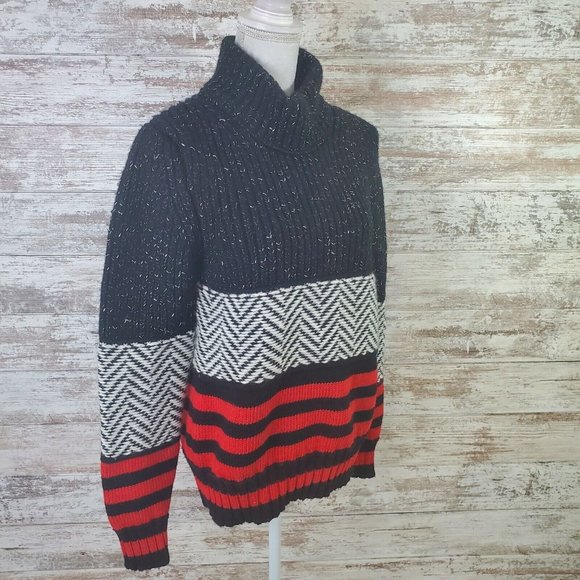 BURBERRY Contrast In Black, red, white Knit Turtleneck Sweater - Picture 1 of 12